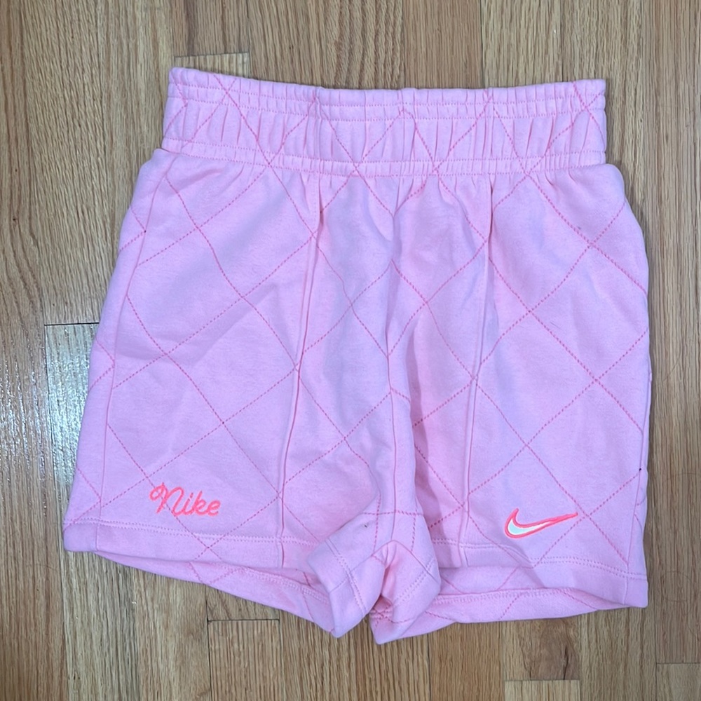 NEW NIKE SHORTS